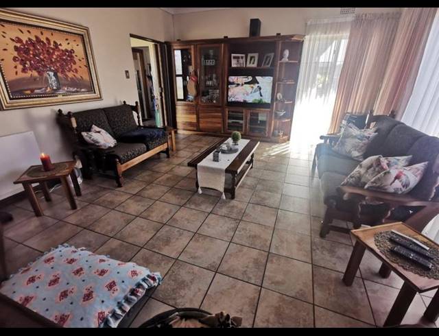 3 BEDROOM HOUSE FOR SALE IN VANDERBIJLPARK CE 5